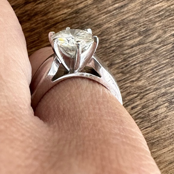 ENGAGEMENT RING DEF FOREVER ONE Charles & Colvard Moissanite 2.0 ct. Ring - Picture 10 of 11